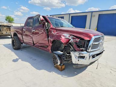 Вид 2016 RAM 2500 SLT, угол 4