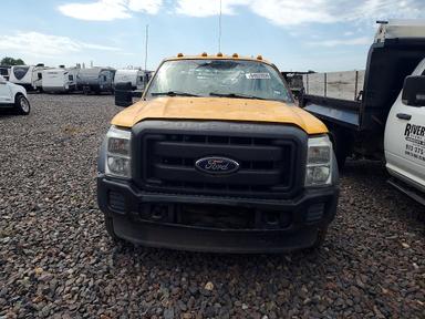 Vista de 2012 FORD F450 SUPER DUTY, ángulo 5