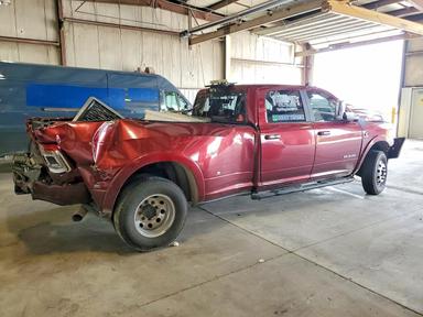 Vue de 2022 RAM 3500 LARAMIE, angle 3