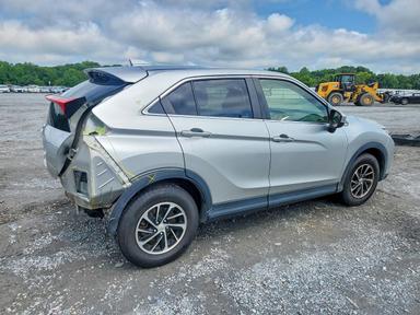 Vista de 2020 MITSUBISHI ECLIPSE CROSS ES, ángulo 3