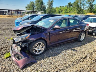Vue de 2015 KIA OPTIMA EX, angle 1