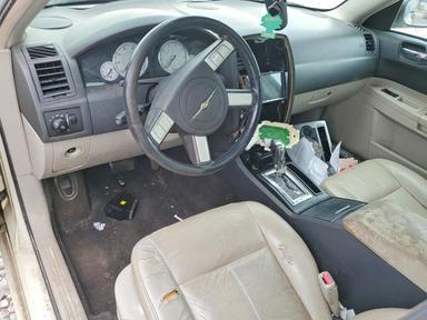 Vista de 2005 CHRYSLER 300 TOURING, ángulo 8