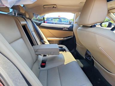 Vedere 2019 LEXUS IS 300, unghi 10