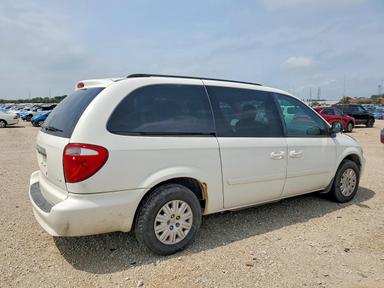 2007 CHRYSLER TOWN &amp; COUNTRY LX view, angle 3