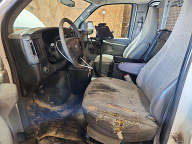 Вид 2012 CHEVROLET EXPRESS G2500, угол 7