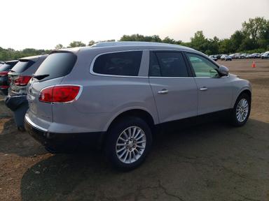 Vue de 2012 BUICK ENCLAVE, angle 3