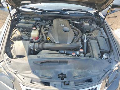 منظر 2016 LEXUS IS 200T، زاوية 11