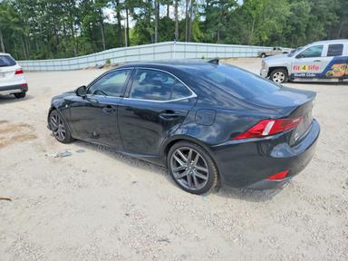 منظر 2016 LEXUS IS 200T، زاوية 2