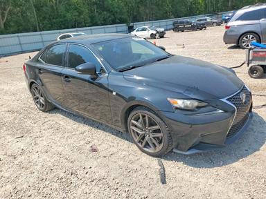 منظر 2016 LEXUS IS 200T، زاوية 4