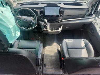 Vista de 2025 FORD TRANSIT T-250 DELIVERY VAN, ángulo 8