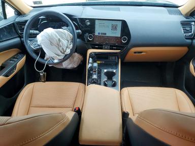 Vista de 2025 LEXUS NX 350 BASE, ángulo 8
