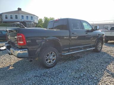 Vista de 2022 RAM 2500 LARAMIE, ángulo 3