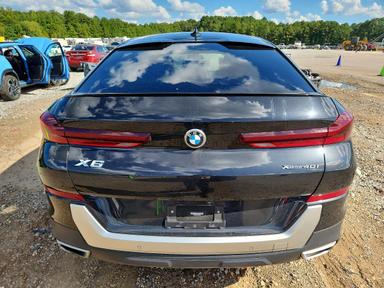 2022 BMW X6 XDRIVE40I view, angle 6