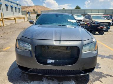 منظر 2016 CHRYSLER 300 S، زاوية 5