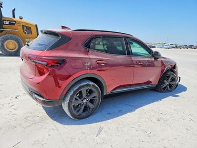 منظر 2022 BUICK ENVISION ESSENCE، زاوية 3