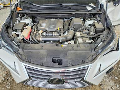 Vue de 2021 LEXUS NX300, angle 12