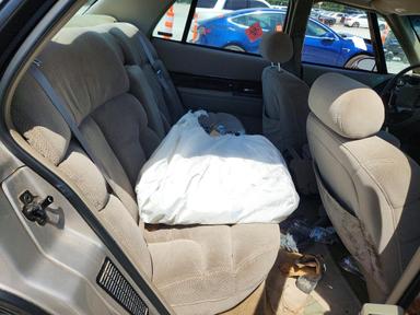 Vista de 1997 BUICK LESABRE LIMITED, ángulo 10