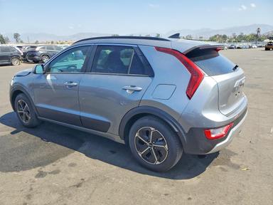 Vue de 2026 KIA NIRO LX, angle 2