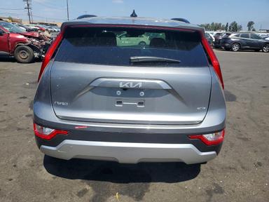 Vue de 2026 KIA NIRO LX, angle 6