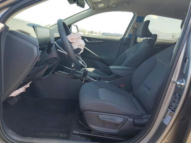 Vue de 2026 KIA NIRO LX, angle 7