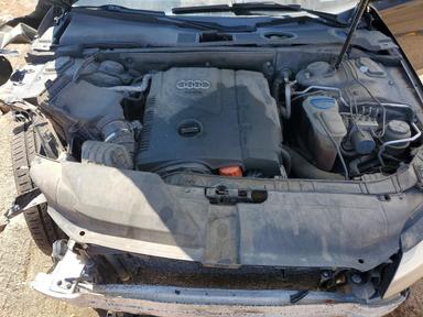 Vue de 2011 AUDI A4 PREMIUM, angle 11