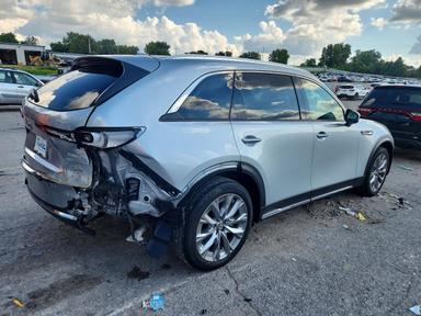 Vue de 2025 MAZDA CX-90 PREMIUM PLUS, angle 3