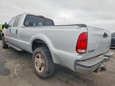 Vista de 2005 FORD F250 SUPER DUTY, ángulo 2