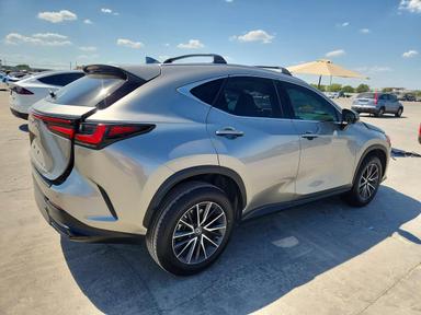 Vedere 2025 LEXUS NX 250 PREMIUM, unghi 3