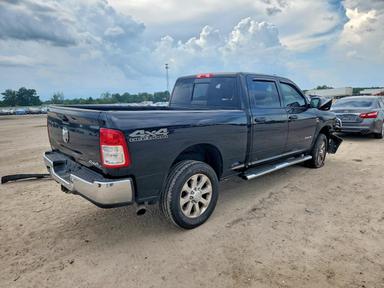 Вид 2020 RAM 2500 TRADESMAN, угол 3