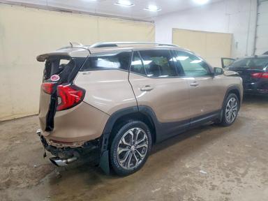 Вид 2018 GMC TERRAIN SLT, угол 3