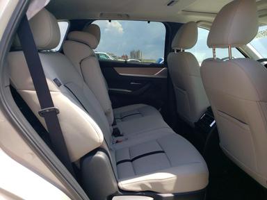 Вид 2026 MAZDA CX-90 PREFERRED, угол 10