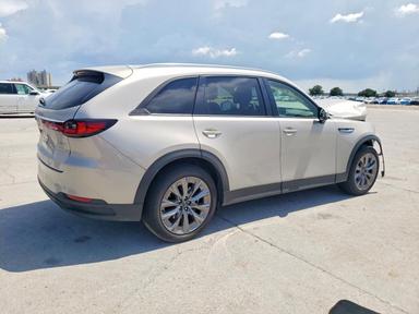 Вид 2026 MAZDA CX-90 PREFERRED, угол 3