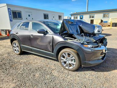 2021 MAZDA CX-30 PREFERRED view, angle 4