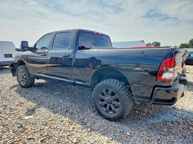 2023 RAM 3500 BIG HORN view, angle 2
