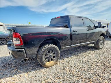 2023 RAM 3500 BIG HORN view, angle 3