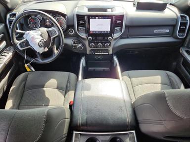 2023 RAM 3500 BIG HORN view, angle 8