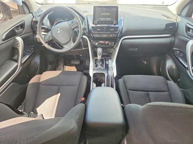 Vista de 2023 MITSUBISHI ECLIPSE CROSS LE, ángulo 8