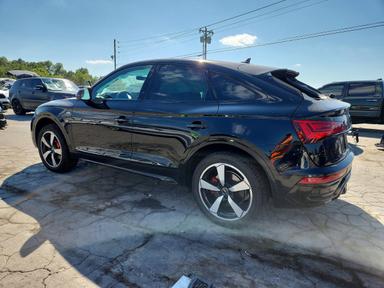 منظر 2024 AUDI Q5 SPORTBACK PRM PLS 45، زاوية 2