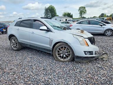 Vue de 2015 CADILLAC SRX PERFORMANCE COLLECTION, angle 4