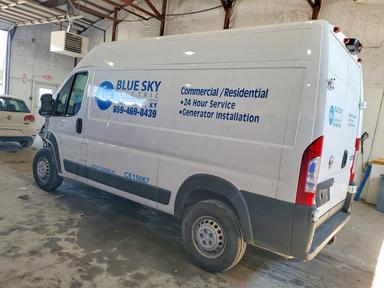 Вид 2025 RAM PROMASTER 2500 DELIVERY VAN, угол 2