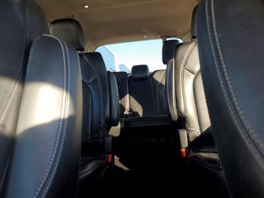 Vue de 2021 CHRYSLER VOYAGER LXI, angle 10