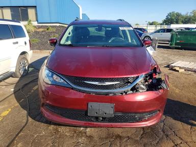 Vue de 2021 CHRYSLER VOYAGER LXI, angle 5