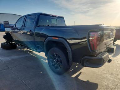 Vue de 2026 GMC SIERRA K2500 AT4, angle 2