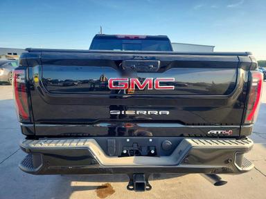 Vue de 2026 GMC SIERRA K2500 AT4, angle 6