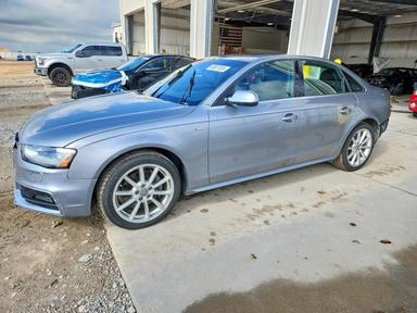 Vista de 2015 AUDI A4 PREMIUM PLUS, ángulo 1