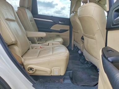 Вид 2016 TOYOTA HIGHLANDER XLE, угол 11