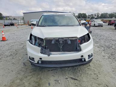 Вид 2016 TOYOTA HIGHLANDER XLE, угол 5