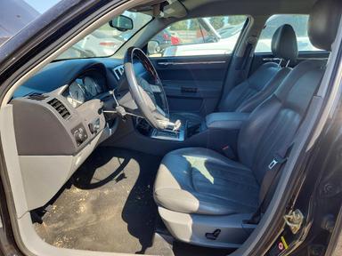 Vue de 2005 CHRYSLER 300C, angle 7