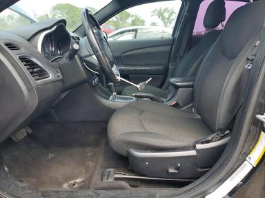 منظر 2013 DODGE AVENGER SXT، زاوية 7