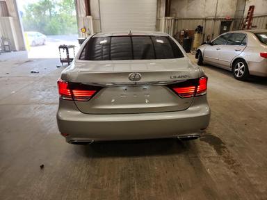 Vista de 2013 LEXUS LS 460L, ángulo 6
